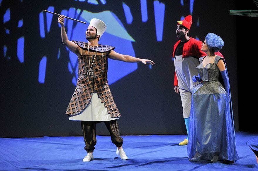  Espectáculo infantil en el petit liceu de Barcelona , uno de los que más e más duró en el teatro espectáculo para niños en Barcelona 